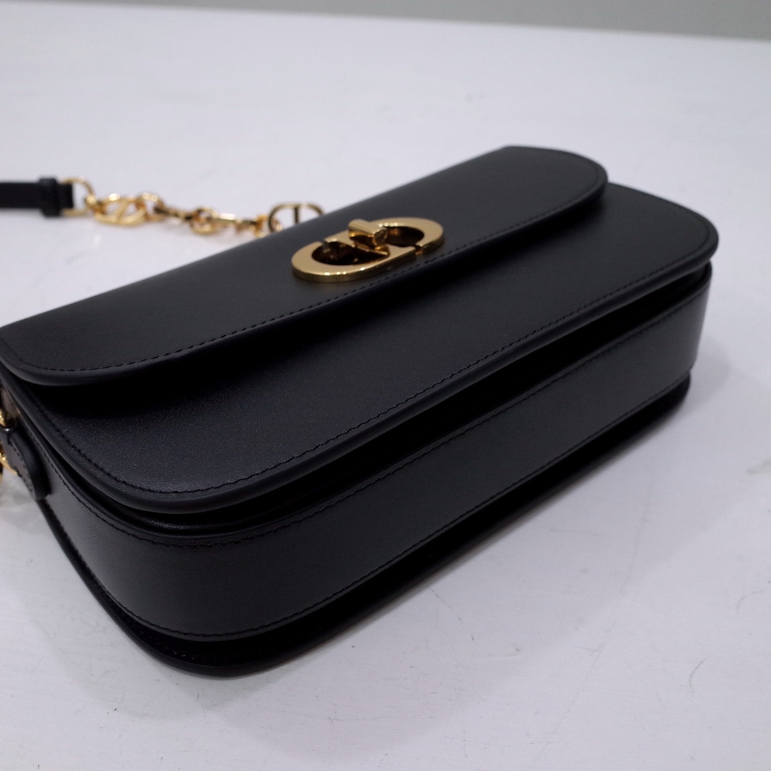 30 Montaigne Avenue Bag Black Box Calfskin